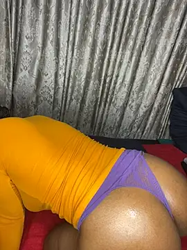 Snapshot of applebae chatting on 05-13-26, 08:32 applebae online show from 05-13-26, 08:32