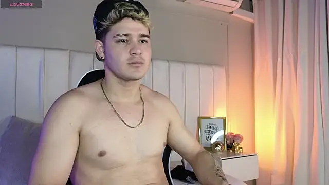 rayan linxx online show from 02-10-26, 07:13