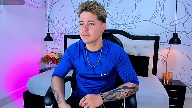 rayan linxx online show from 03-14-26, 07:42