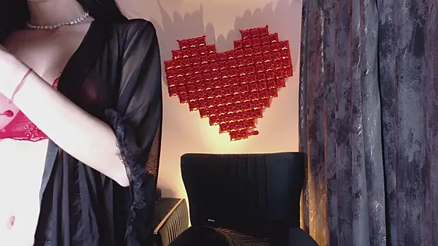 Snapshot of Sienna-Star chatting on 02-14-26, 08:20 Sienna-Star online show from 02-14-26, 08:20