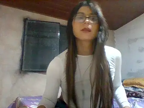 lucyscay  online show from 04-03-26, 02:51