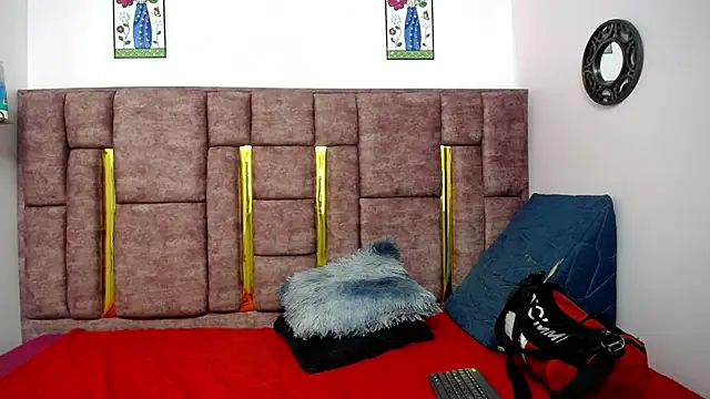 Snapshot of FRANCESCA_LOVE_ chatting on 05-02-26, 04:07 FRANCESCA LOVE online show from 05-02-26, 04:07