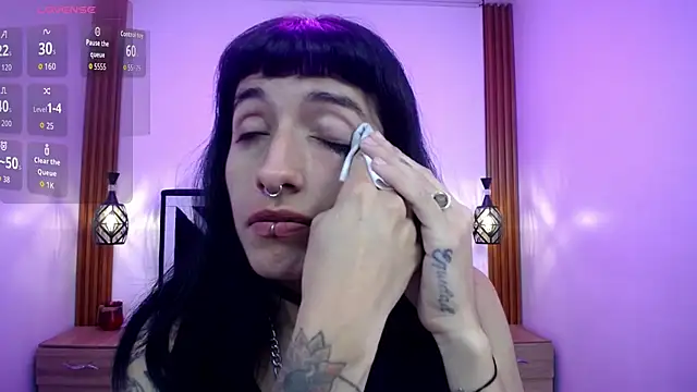 FRANCESCA LOVE  online show from 03-08-26, 01:58