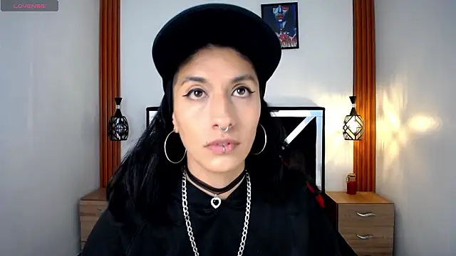 FRANCESCA LOVE  online show from 03-23-26, 08:41