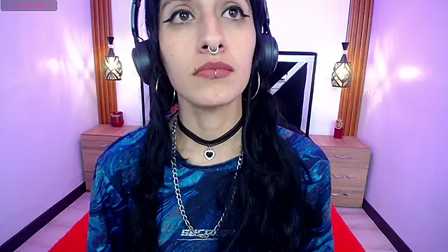 FRANCESCA LOVE  online show from 03-30-26, 08:32