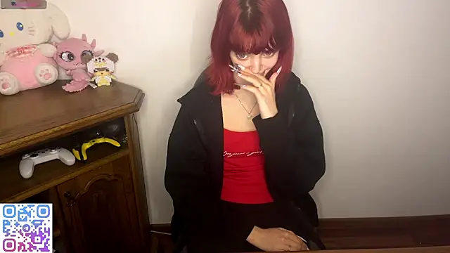 Snapshot of CassyVixen chatting on 03-01-26, 04:18 CassyVixen online show from 03-01-26, 04:18