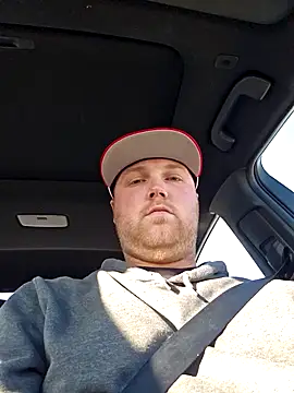 Snapshot of HungandYoung chatting on 03-04-26, 12:18 HungandYoung online show from 03-04-26, 12:18