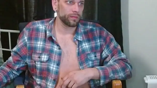 cguffey2284 online show from 02-08-26, 03:26