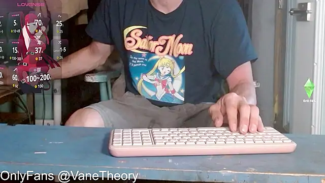 Snapshot of cguffey2284 chatting on 06-10-26, 11:28 cguffey2284 online show from 06-10-26, 11:28
