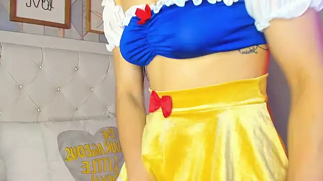 luna forever7 online show from 04-09-26, 07:20