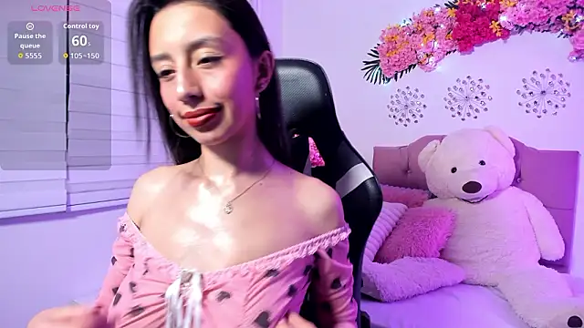 Eleanor Park  online show from 03-28-26, 03:51