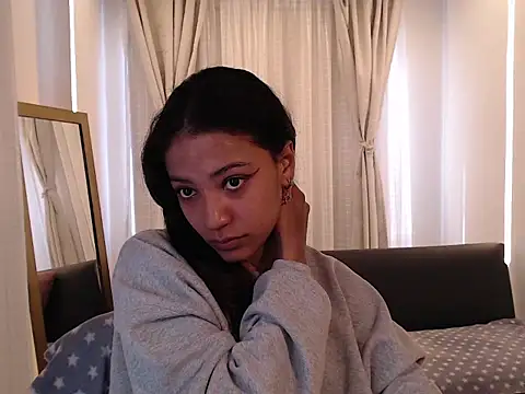 Snapshot of Scarleet_miaa chatting on 06-10-26, 07:37 Scarleet miaa online show from 06-10-26, 07:37