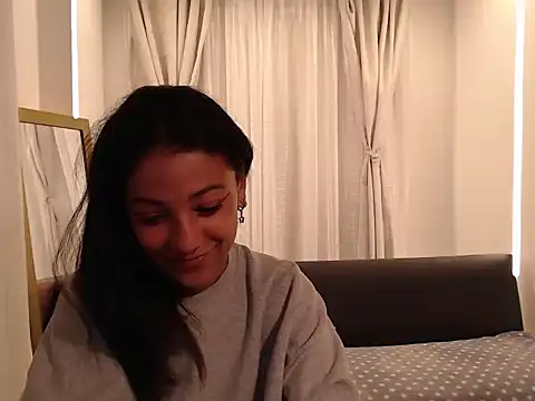 Snapshot of Scarleet_miaa chatting on 06-11-26, 12:32 Scarleet miaa online show from 06-11-26, 12:32