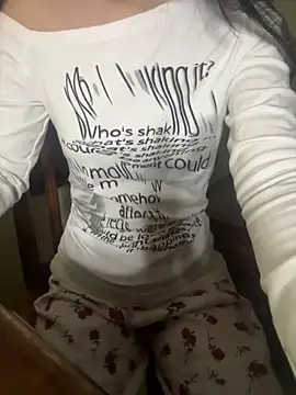 Snapshot of Celeste_SexyY chatting on 02-19-26, 05:43 Celeste SexyY online show from 02-19-26, 05:43