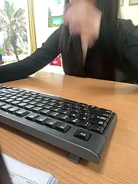 Snapshot of Celeste_SexyY chatting on 02-11-26, 06:35 Celeste SexyY online show from 02-11-26, 06:35