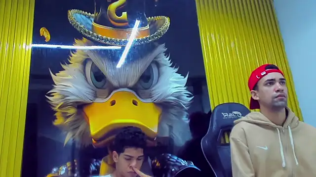 couplehot sex  online show from 03-01-26, 07:36