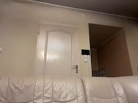 Snapshot of Sophiirose chatting on 02-10-26, 05:23 Sophiirose online show from 02-10-26, 05:23