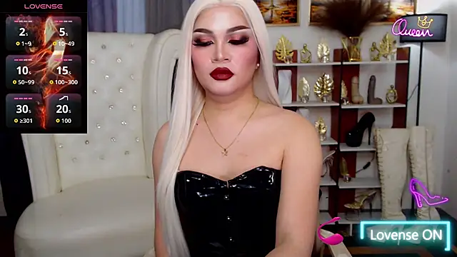 PrettyCockAthena online show from 07-30-26, 04:11