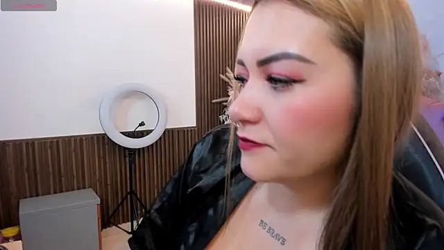 LUNAKITTY TAY online show from 07-07-26, 11:25