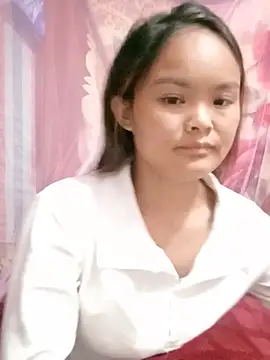 Snapshot of Luminana chatting on 07-08-26, 11:55 Luminana online show from 07-08-26, 11:55