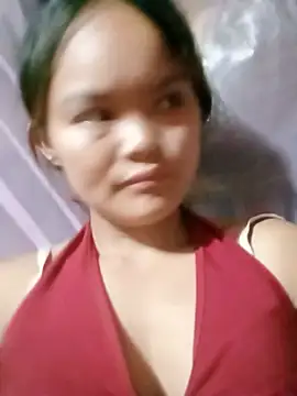 Snapshot of Luminana chatting on 06-30-26, 01:22 Luminana online show from 06-30-26, 01:22