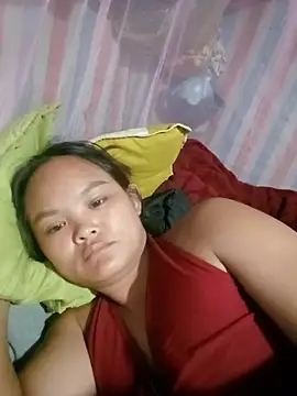 Snapshot of Luminana chatting on 07-22-26, 01:13 Luminana online show from 07-22-26, 01:13