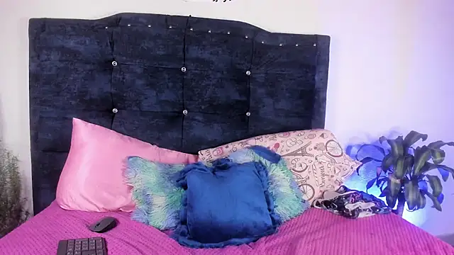 Snapshot of sexy_diablaa chatting on 03-02-26, 05:08 sexy diablaa online show from 03-02-26, 05:08