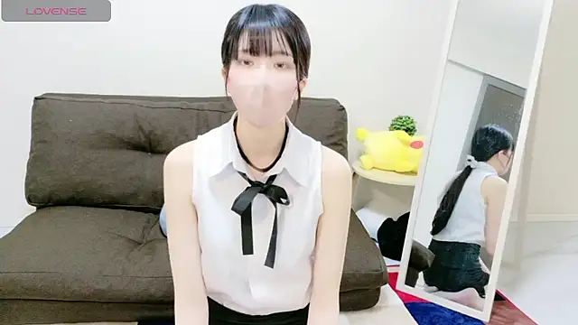 Snapshot of mirai- chatting on 02-18-26, 09:50 mirai- online show from 02-18-26, 09:50