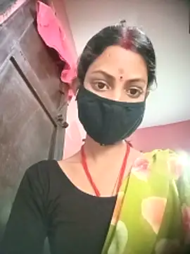 BIG QWEEN NO1 online show from 03-17-26, 06:49