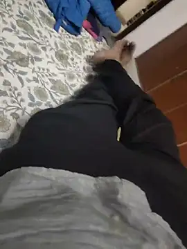 Snapshot of Telugucouple69 chatting on 03-01-26, 05:13 Telugucouple69 online show from 03-01-26, 05:13