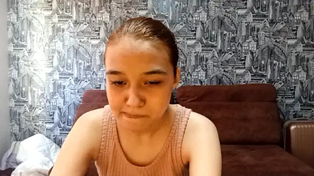 Snapshot of AnnettaBelsito chatting on 05-25-26, 02:38 AnnettaBelsito online show from 05-25-26, 02:38