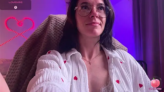Snapshot of Katy_Kar chatting on 03-26-26, 08:07 Katy Kar online show from 03-26-26, 08:07