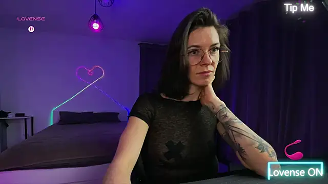 Snapshot of Katy_Kar chatting on 02-06-26, 09:00 Katy Kar online show from 02-06-26, 09:00