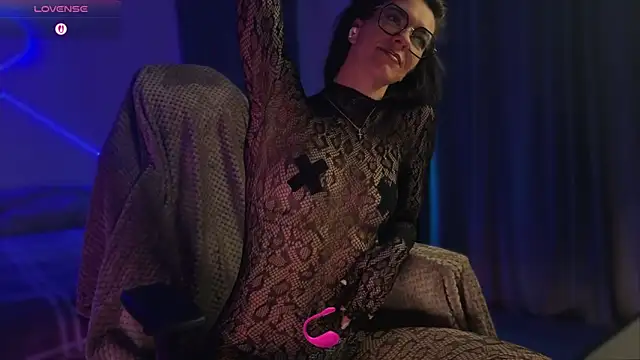 Snapshot of Katy_Kar chatting on 02-12-26, 08:30 Katy Kar online show from 02-12-26, 08:30