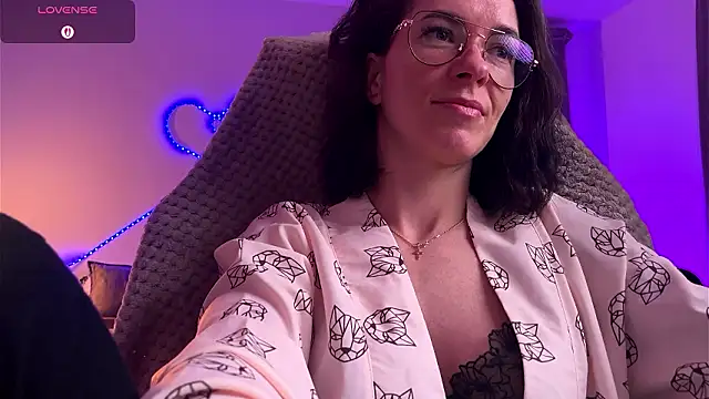 Snapshot of Katy_Kar chatting on 03-16-26, 08:00 Katy Kar online show from 03-16-26, 08:00