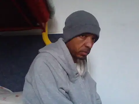lavelle26 online show from 05-18-26, 02:22