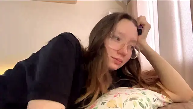 Snapshot of LakendraNoren chatting on 02-08-26, 06:11 LakendraNoren online show from 02-08-26, 06:11