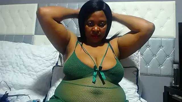 Snapshot of SEXYBUSTYEBONYXX chatting on 06-03-26, 04:23 SEXYBUSTYEBONYXX online show from 06-03-26, 04:23