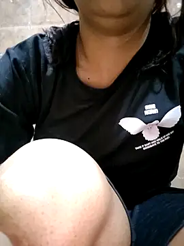 Moody-girl1 online show from 03-01-26, 10:54