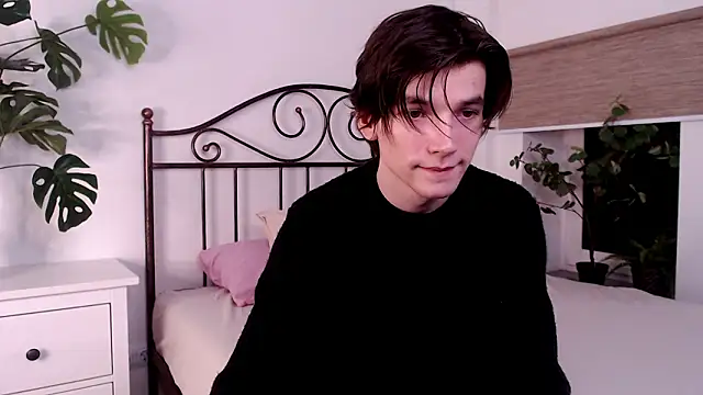 A LF online show from 02-11-26, 08:52