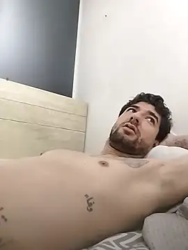 Snapshot of Camilo696903 chatting on 02-24-26, 10:32 Camilo696903 online show from 02-24-26, 10:32