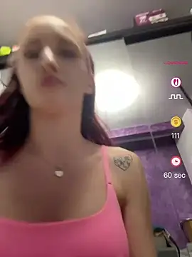 Roxyfoxyyy online show from 07-10-26, 10:43