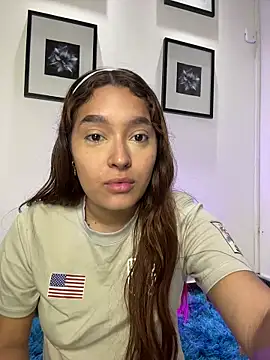 Emily Harpeer online show from 06-15-26, 11:54