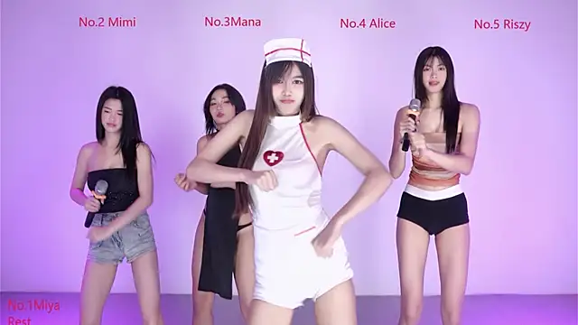 Velvet-girl online show from 02-26-26, 09:53