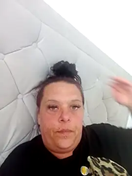 louisa36 online show from 04-28-26, 01:37