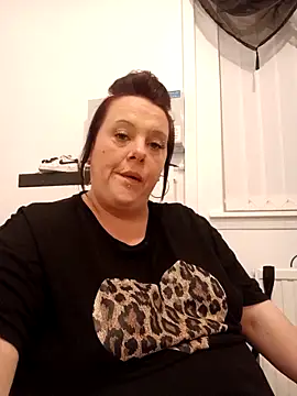 louisa36 online show from 04-04-26, 08:48