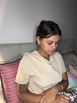 RachelWeisz  online show from 04-13-26, 10:08