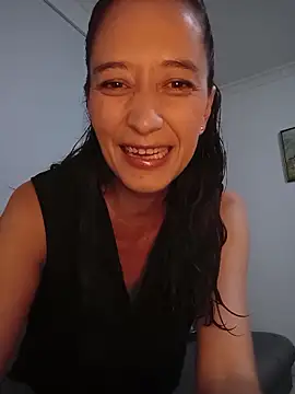 Aurabloom 1 online show from 04-05-26, 10:44