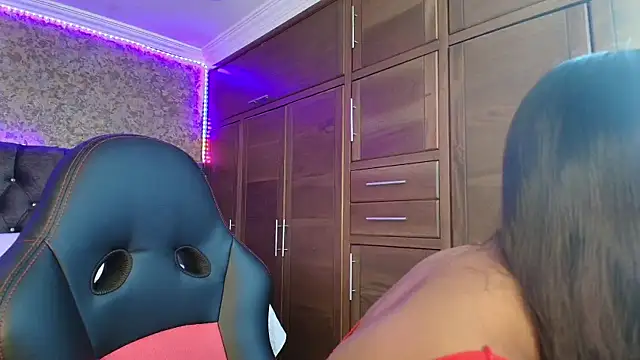 Snapshot of sarah_escobarr chatting on 02-09-26, 01:53 sarah escobarr online show from 02-09-26, 01:53