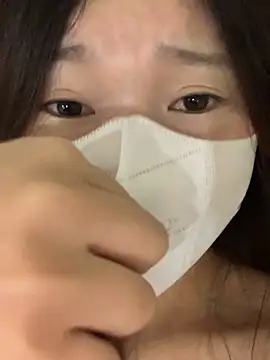 Rin-yiyi online show from 02-25-26, 04:01